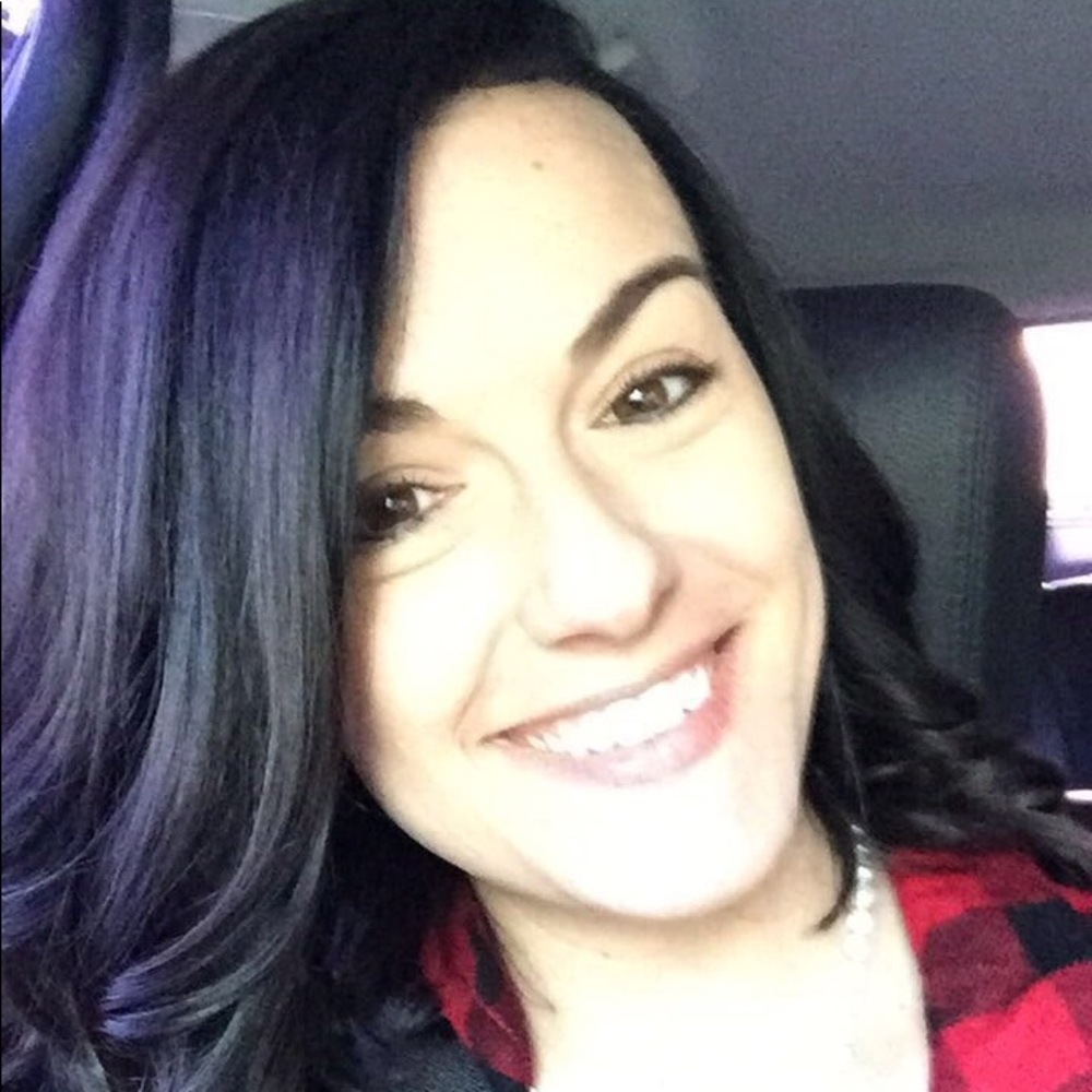 Meet your Posher, Nicole